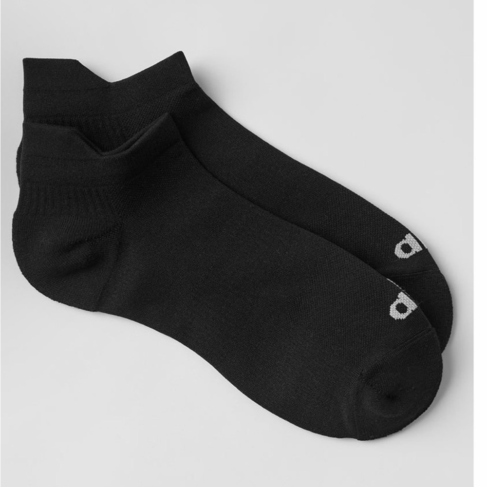 ALO Yoga Black Low-Cut Athletic Ankle Socks Unisex